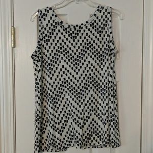 Loveappella tanktop.  Size L.